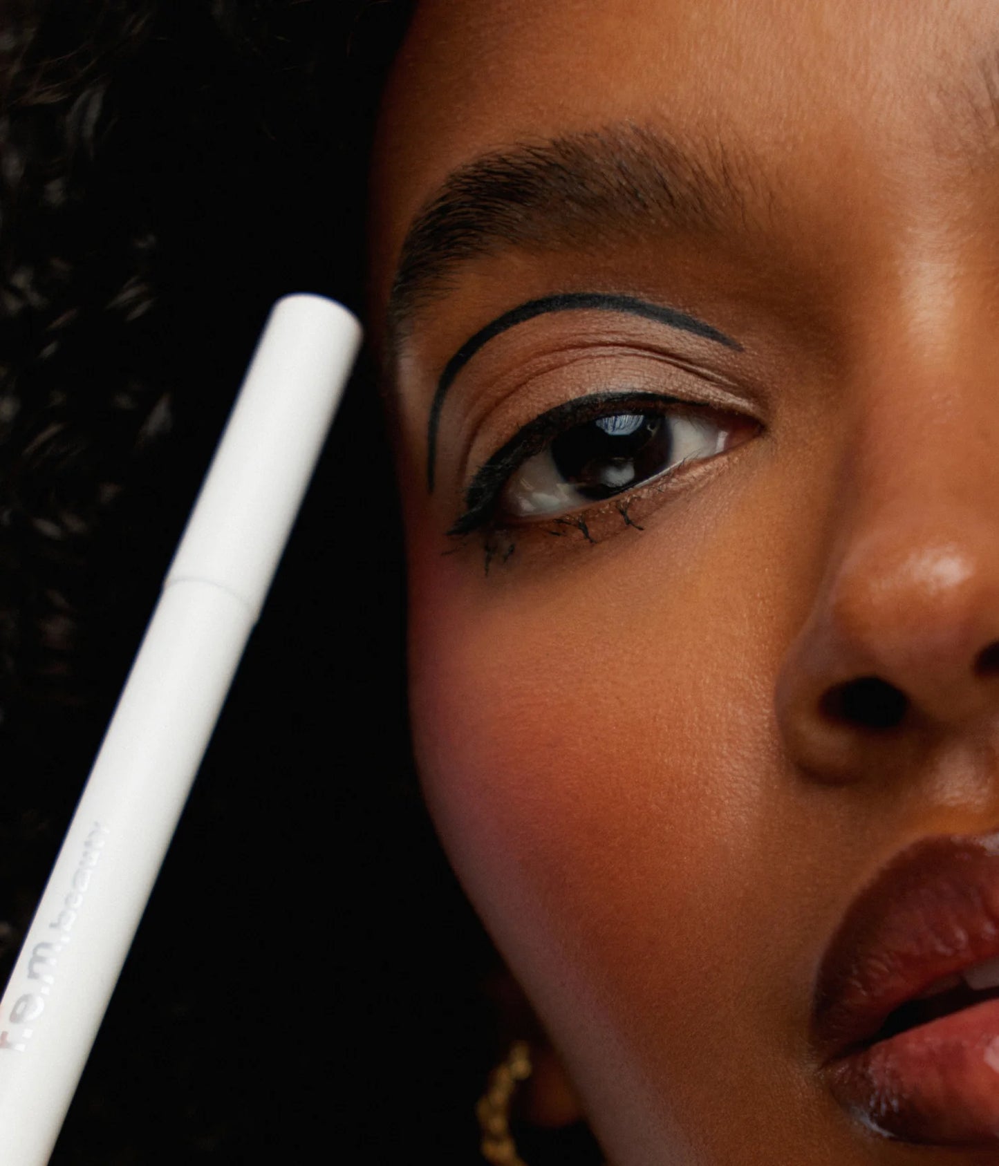 eyeliner marker